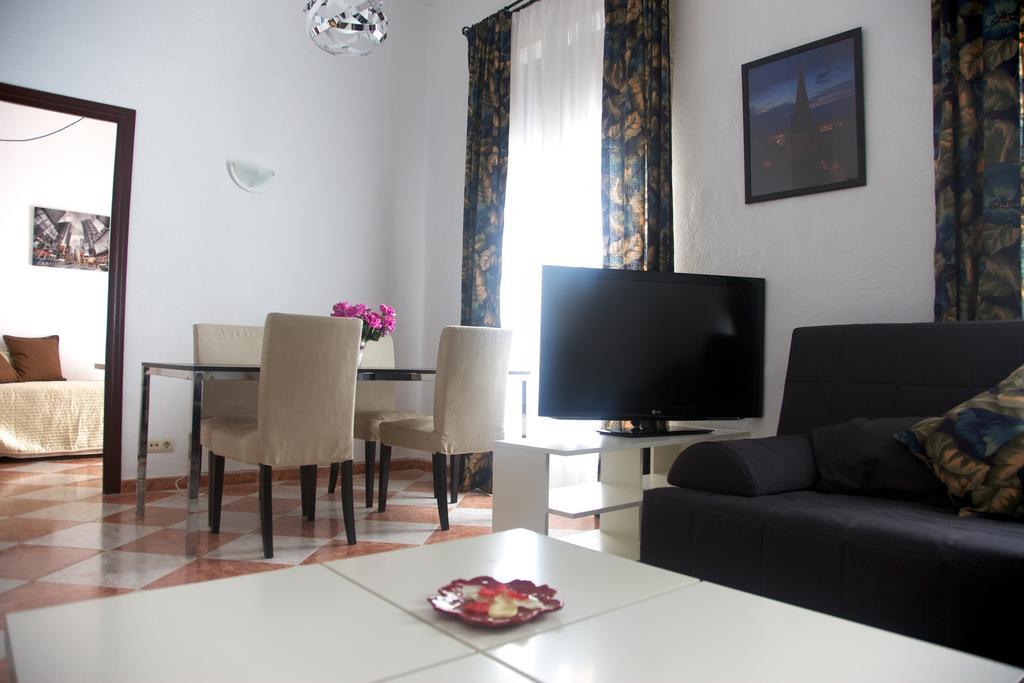 Apartamento Plaza De Austria *